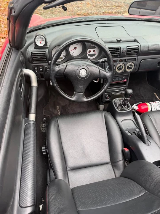 2001 Toyota MR2 Spyder/MR-S - Image 7 of 10