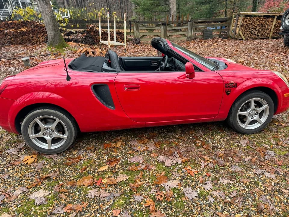 2001 Toyota MR2 Spyder/MR-S - Image 3 of 10