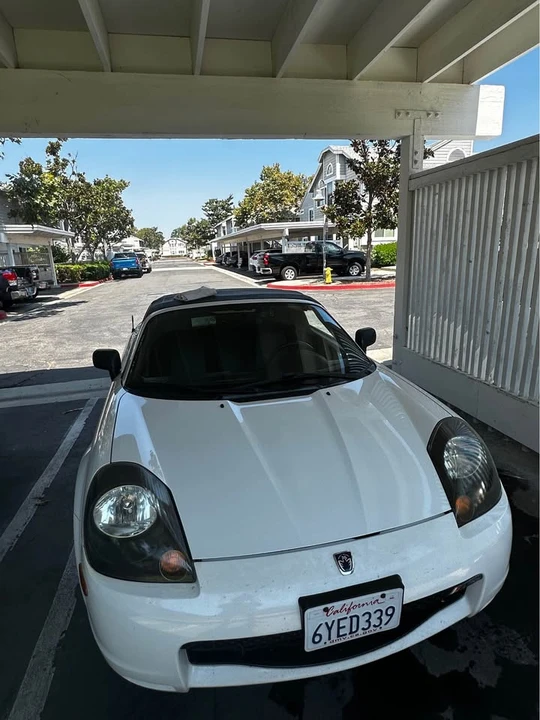 2001 Toyota MR2 Spyder/MR-S - Image 11 of 16