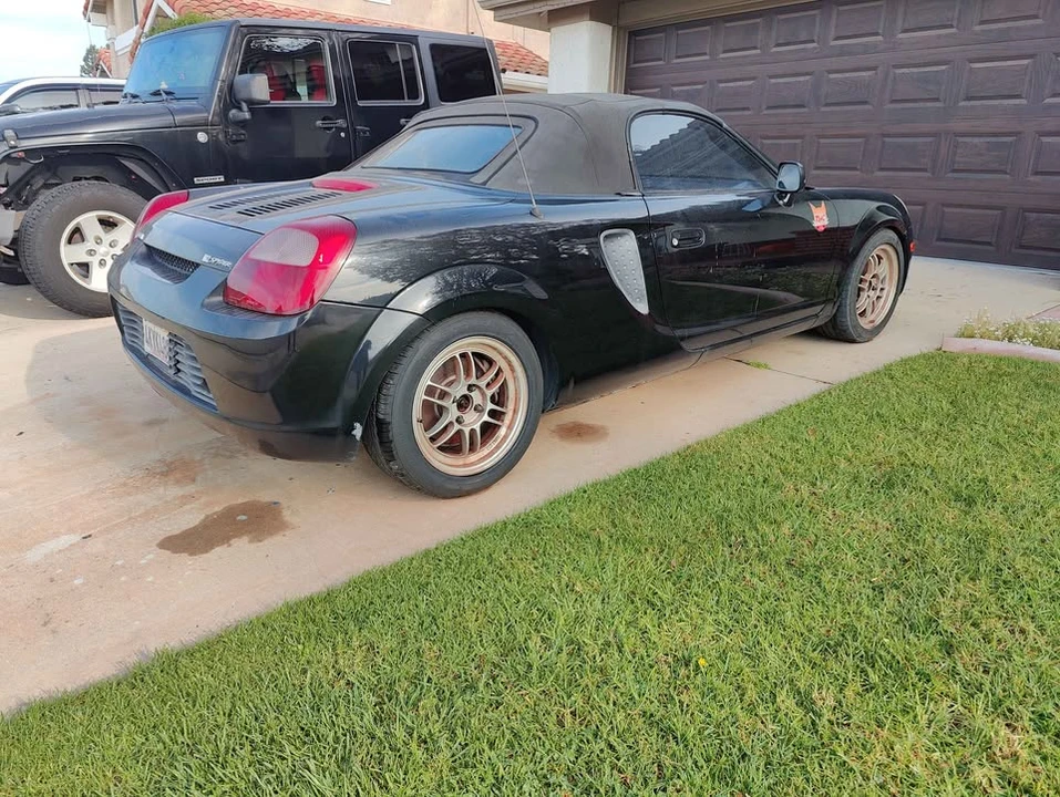 2001 Toyota MR2 Spyder/MR-S - Image 7 of 17