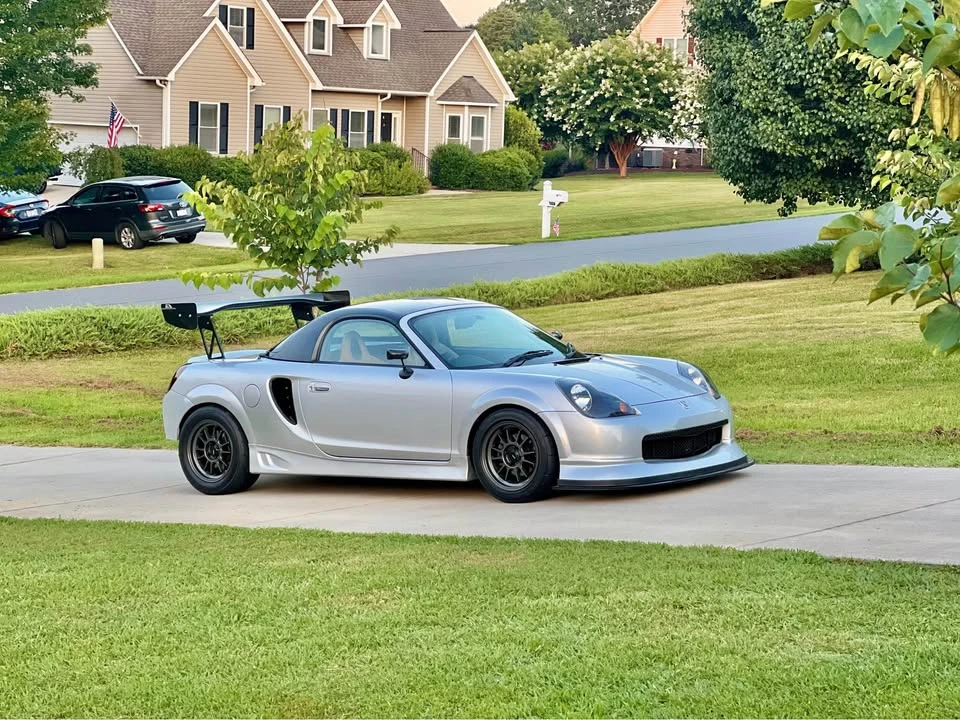 2001 Toyota MR2 Spyder/MR-S - Image 11 of 19