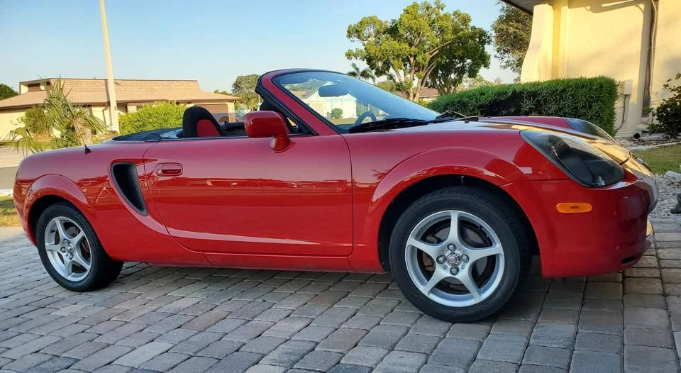 2001 Toyota MR2 Spyder/MR-S - Image 5 of 5