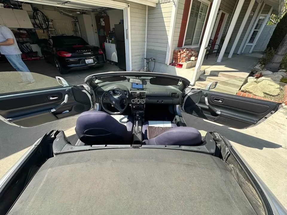 2001 Toyota MR2 Spyder/MR-S - Image 16 of 19