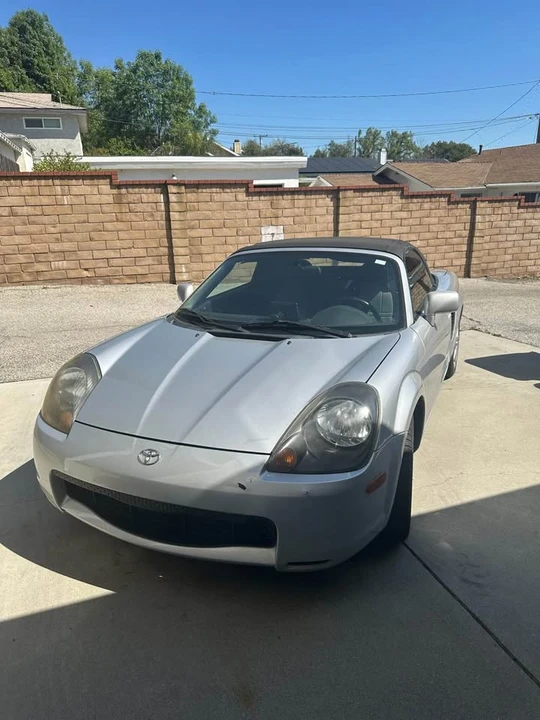 2001 Toyota MR2 Spyder/MR-S - Image 2 of 19