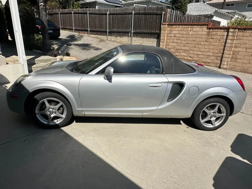 2001 Toyota MR2 Spyder/MR-S - Image 6 of 19