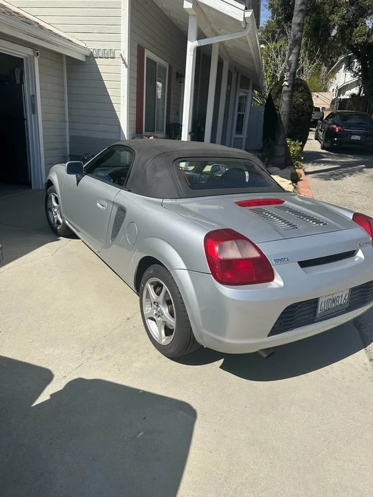 2001 Toyota MR2 Spyder/MR-S - Image 3 of 19