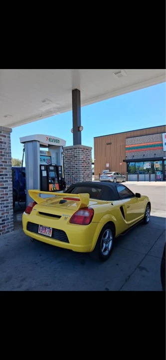 2001 Toyota MR2 Spyder/MR-S - Image 8 of 13