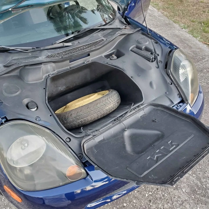 2001 Toyota MR2 Spyder/MR-S - Image 12 of 15