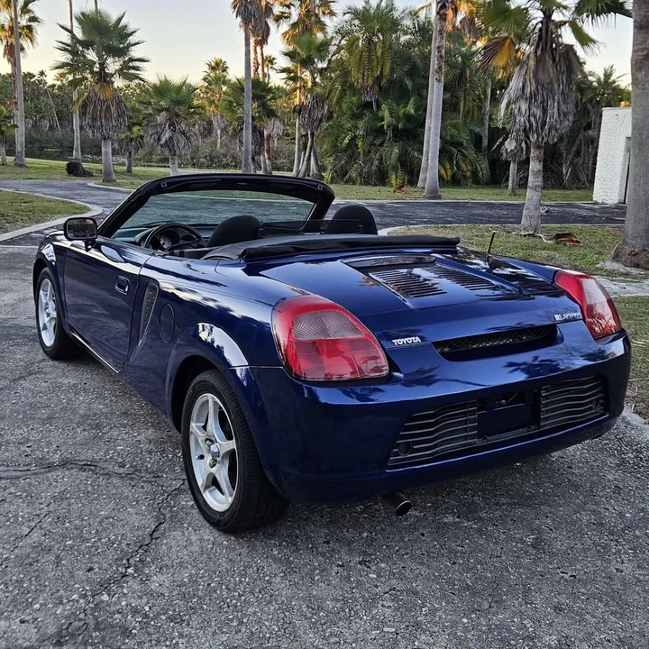 2001 Toyota MR2 Spyder/MR-S - Image 5 of 15