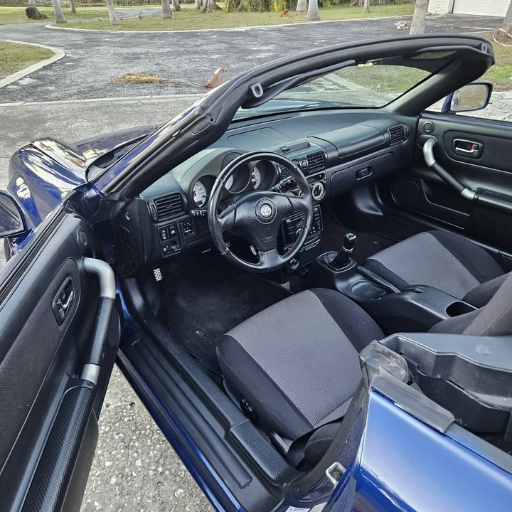 2001 Toyota MR2 Spyder/MR-S - Image 8 of 15