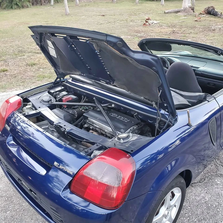 2001 Toyota MR2 Spyder/MR-S - Image 14 of 15