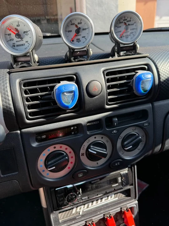 2001 Toyota MR2 Spyder/MR-S - Image 8 of 14