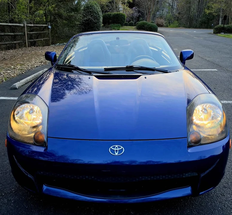 2001 Toyota MR2 Spyder/MR-S - Image 2 of 20