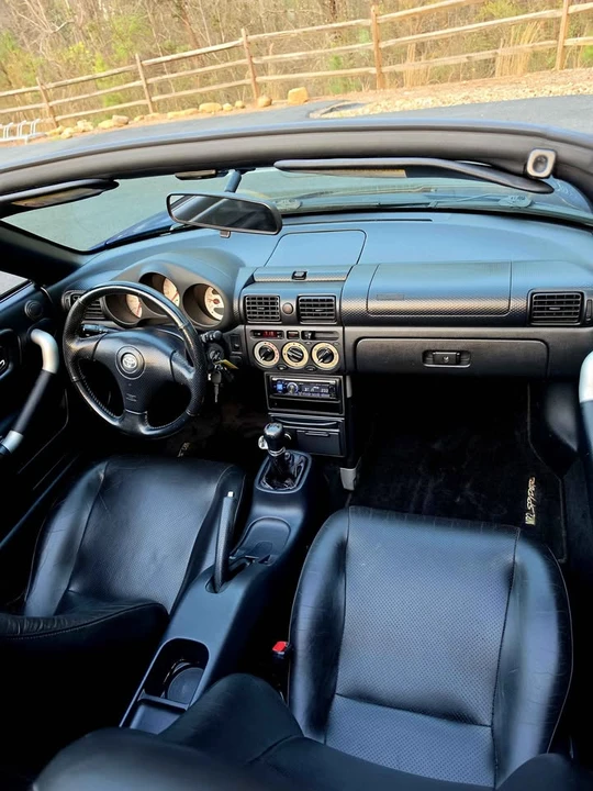 2001 Toyota MR2 Spyder/MR-S - Image 17 of 20