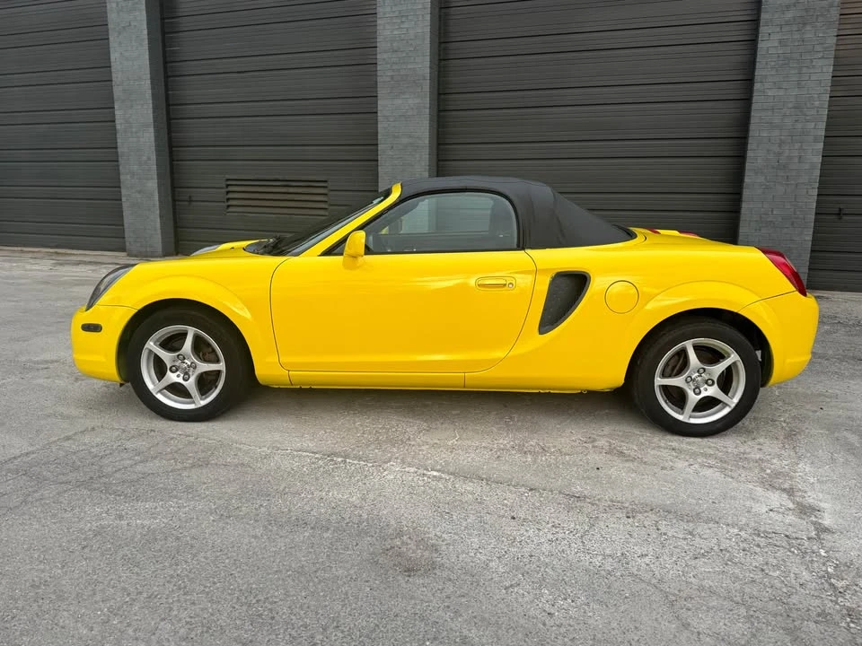 2001 Toyota MR2 Spyder/MR-S - Image 3 of 18