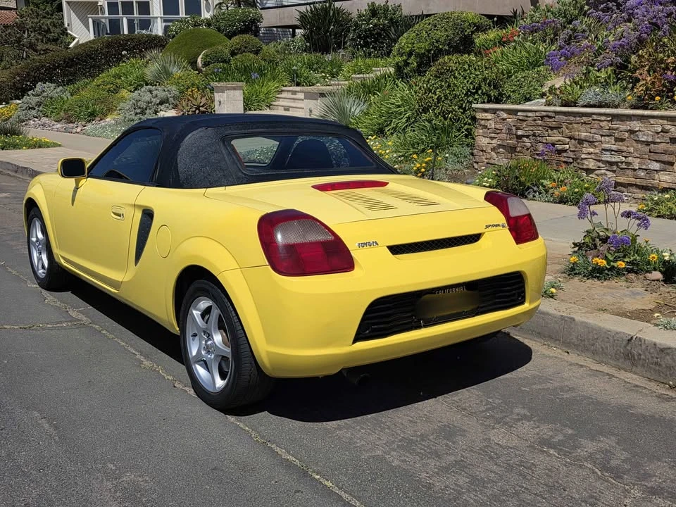 2001 Toyota MR2 Spyder/MR-S - Image 18 of 20