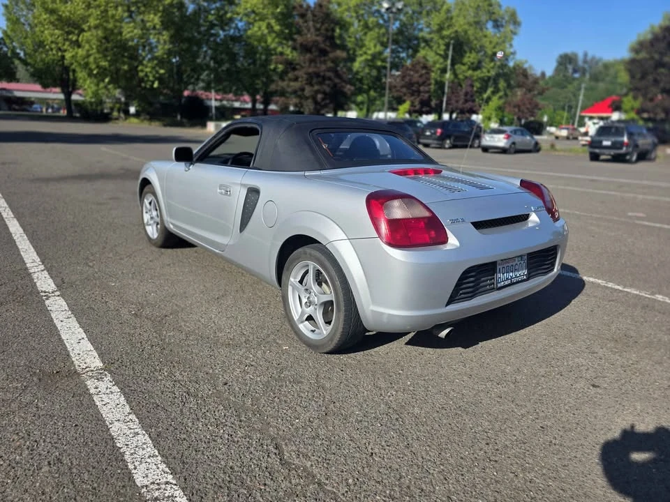 2001 Toyota MR2 Spyder/MR-S - Image 5 of 13