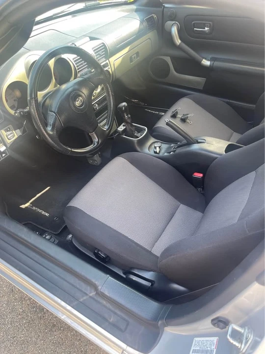 2001 Toyota MR2 Spyder/MR-S - Image 3 of 5