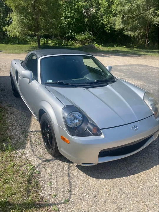 2001 Toyota MR2 Spyder/MR-S - Image 5 of 5