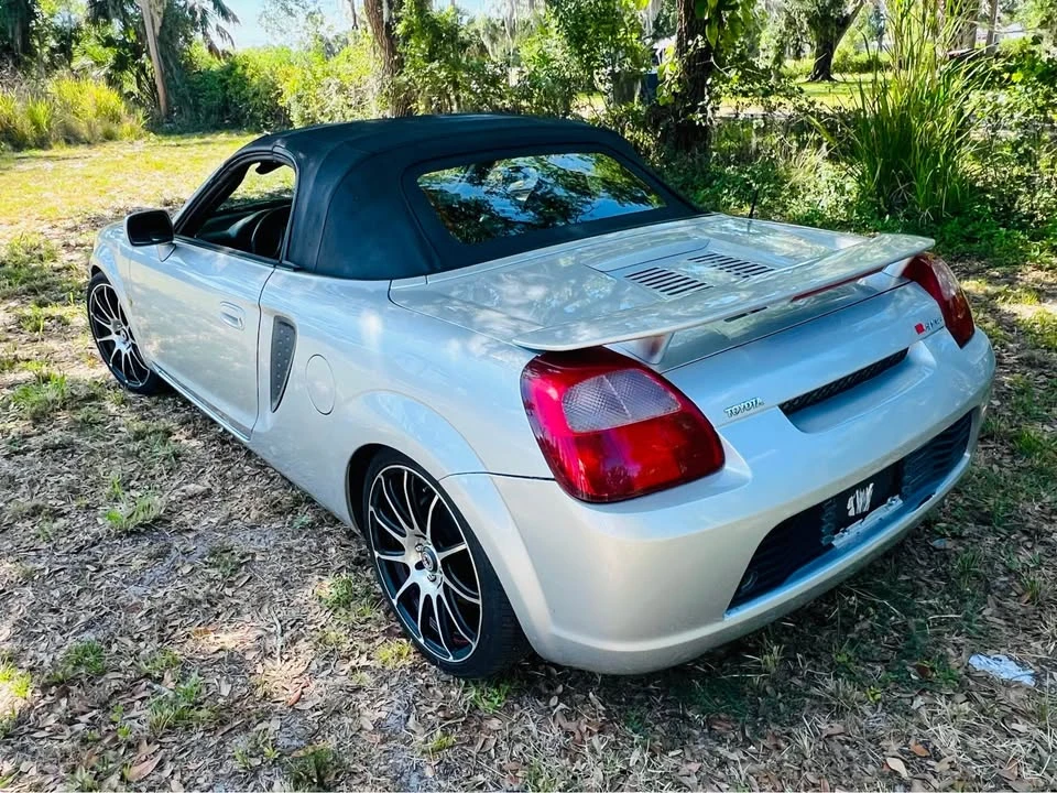 2001 Toyota MR2 Spyder/MR-S - Image 4 of 14