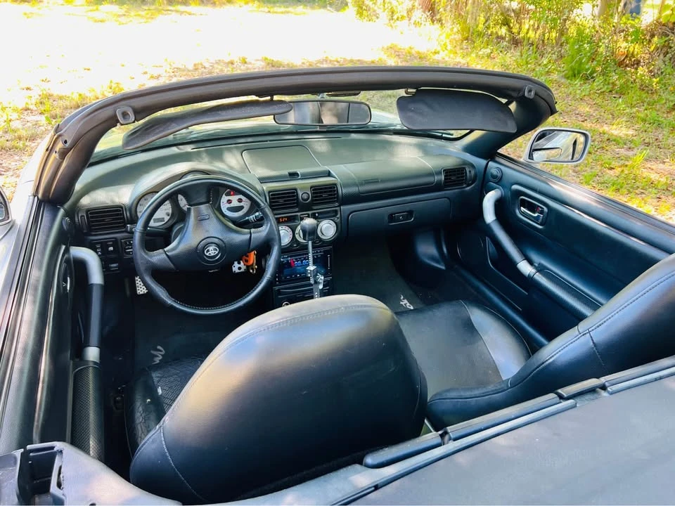 2001 Toyota MR2 Spyder/MR-S - Image 11 of 14