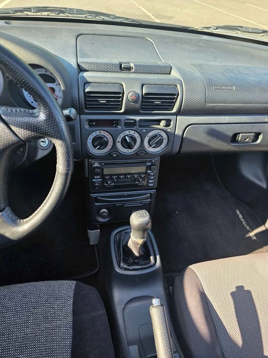 2001 Toyota MR2 Spyder/MR-S - Image 12 of 13