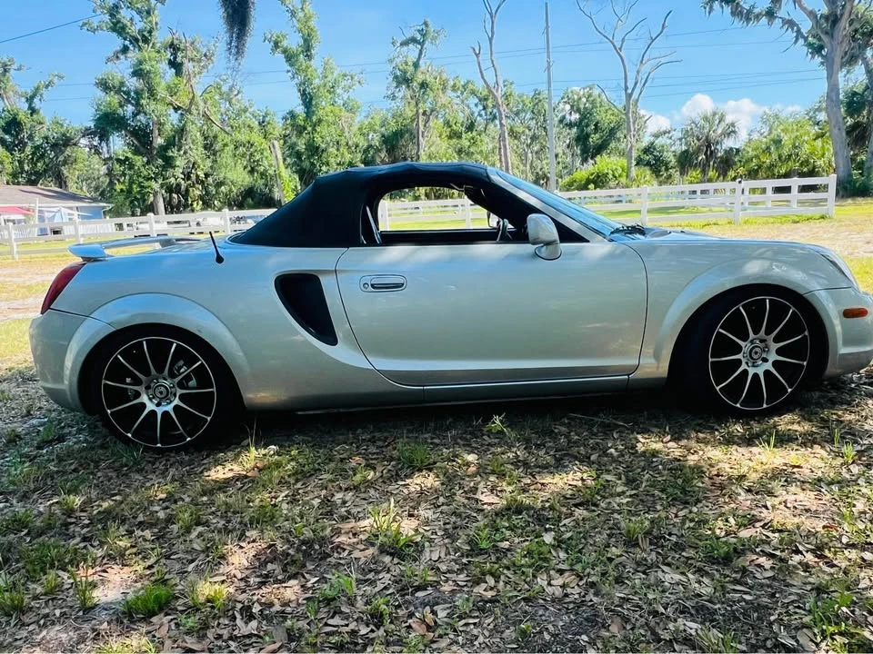 2001 Toyota MR2 Spyder/MR-S - Image 7 of 14