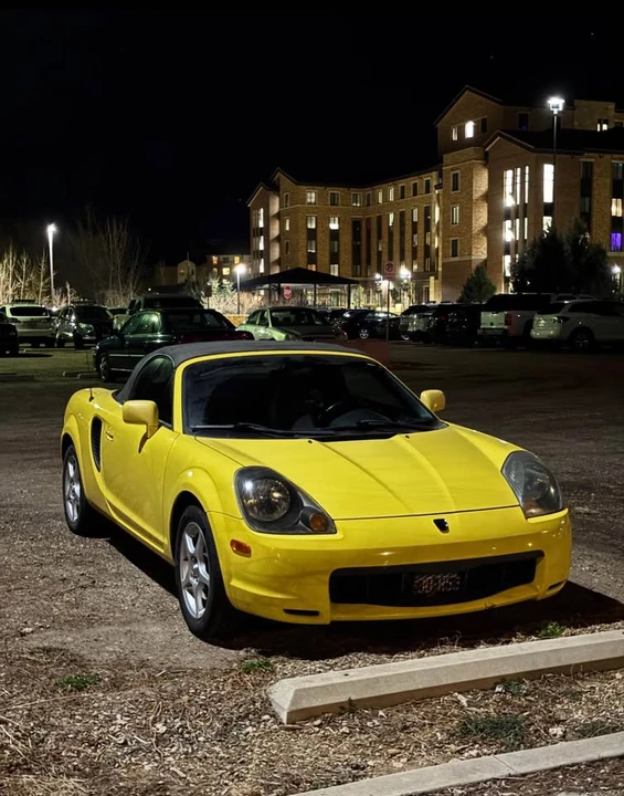 2001 Toyota MR2 Spyder/MR-S - Image 3 of 5