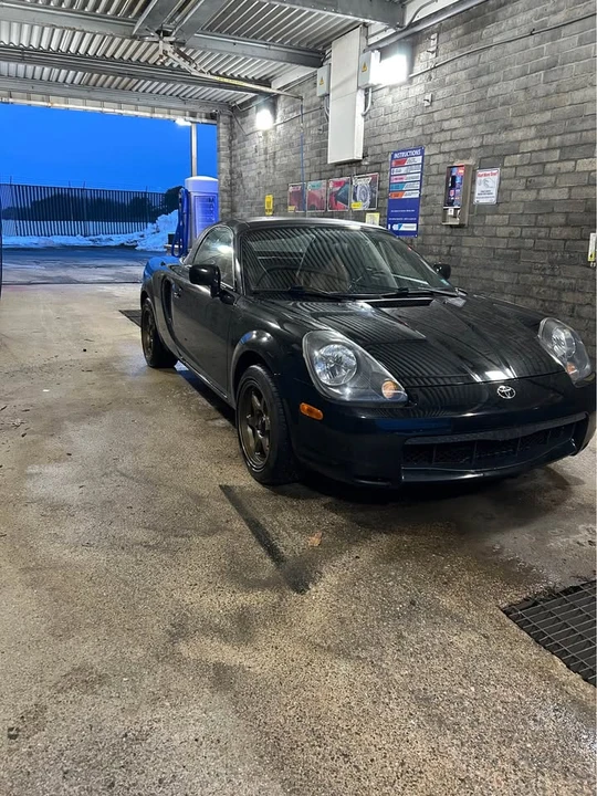 2001 Toyota MR2 Spyder/MR-S - Image 2 of 9