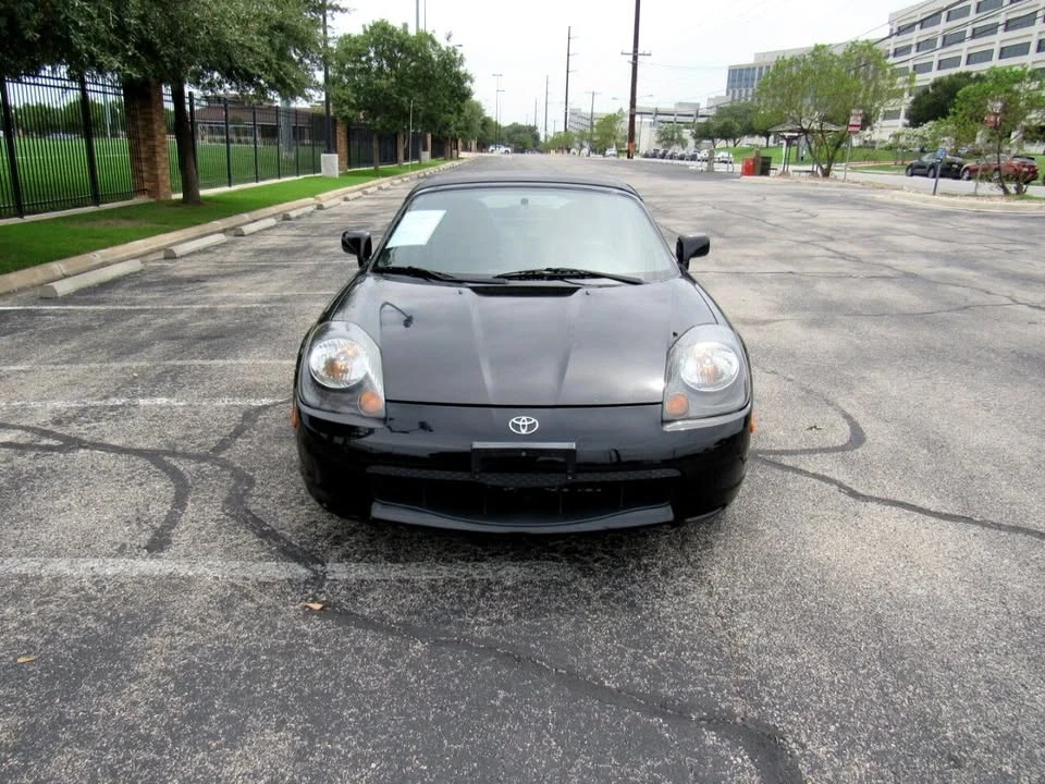 2001 Toyota MR2 Spyder/MR-S - Image 2 of 19