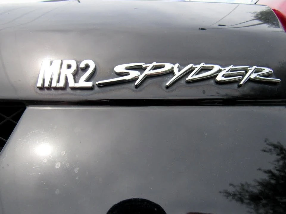 2001 Toyota MR2 Spyder/MR-S - Image 13 of 19