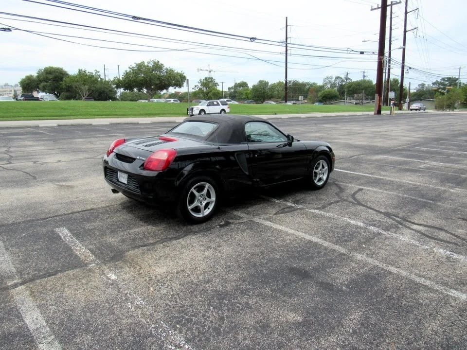 2001 Toyota MR2 Spyder/MR-S - Image 5 of 19