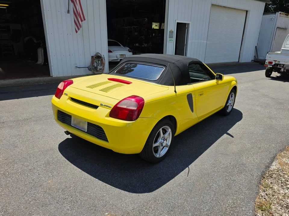 2001 Toyota MR2 Spyder/MR-S - Image 4 of 20