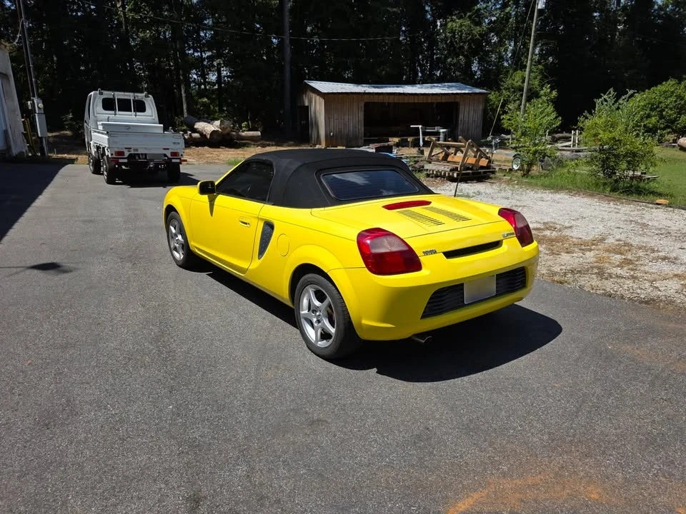 2001 Toyota MR2 Spyder/MR-S - Image 2 of 20