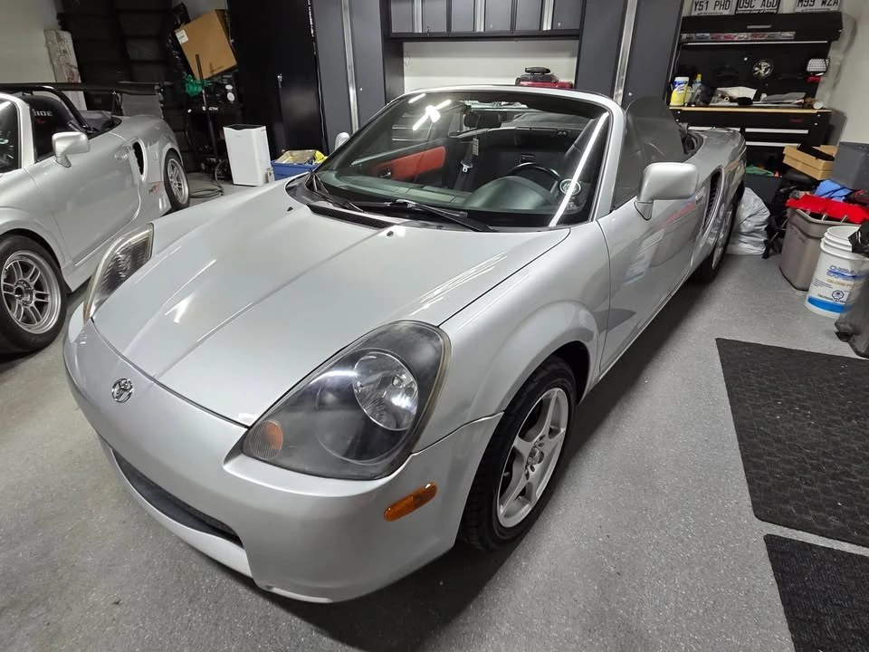 2001 Toyota MR2 Spyder/MR-S - Image 4 of 11