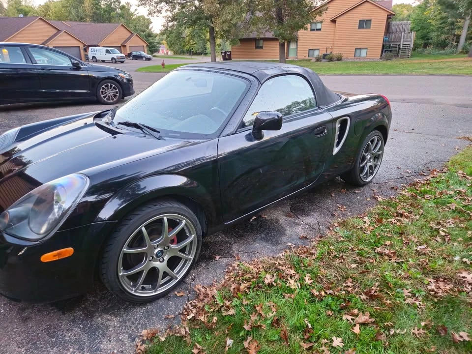 2001 Toyota MR2 Spyder/MR-S - Image 3 of 10