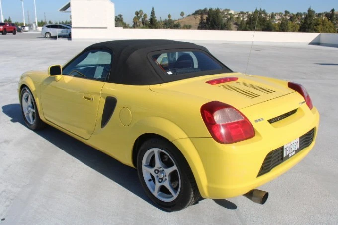 2001 Toyota MR2 Spyder/MR-S - Image 5 of 9