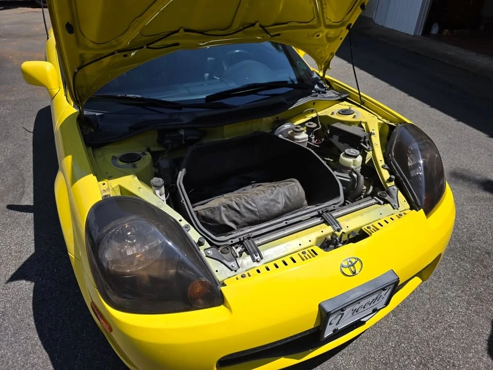2001 Toyota MR2 Spyder/MR-S - Image 16 of 20