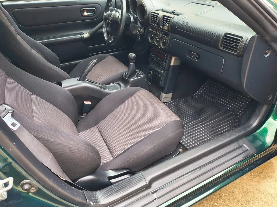 2001 Toyota MR2 Spyder/MR-S - Image 7 of 13