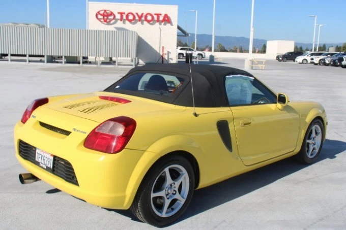 2001 Toyota MR2 Spyder/MR-S - Image 3 of 9