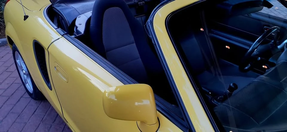 2001 Toyota MR2 Spyder/MR-S - Image 20 of 20