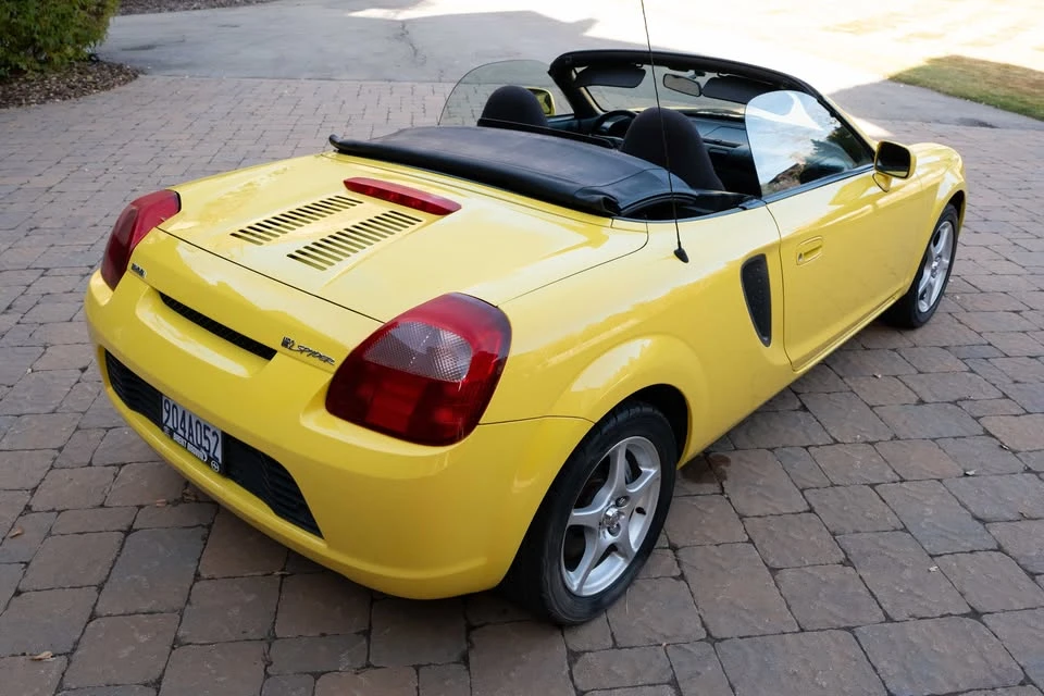 2001 Toyota MR2 Spyder/MR-S - Image 6 of 20