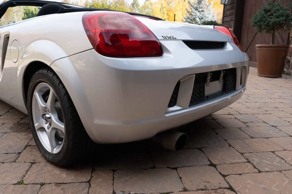 2001 Toyota MR2 Spyder/MR-S - Image 4 of 20