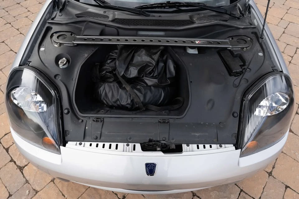 2001 Toyota MR2 Spyder/MR-S - Image 14 of 20
