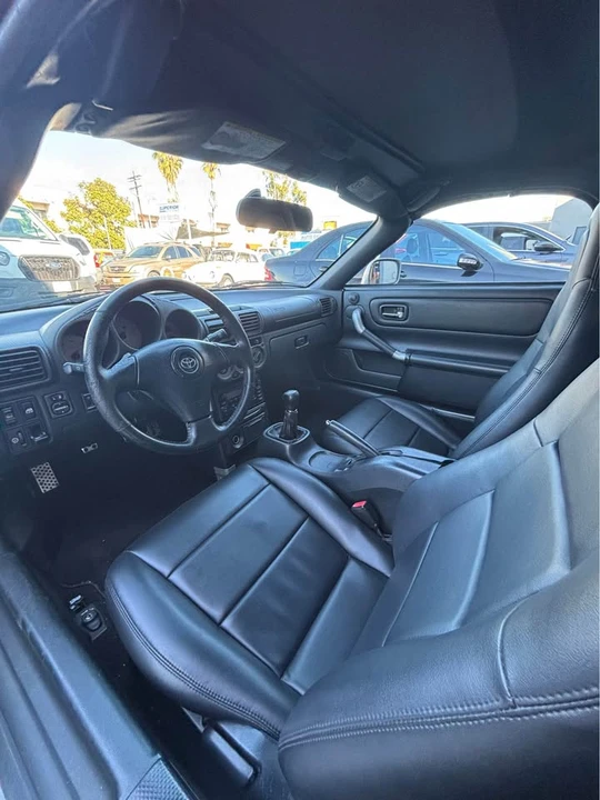 2001 Toyota MR2 Spyder/MR-S - Image 10 of 18
