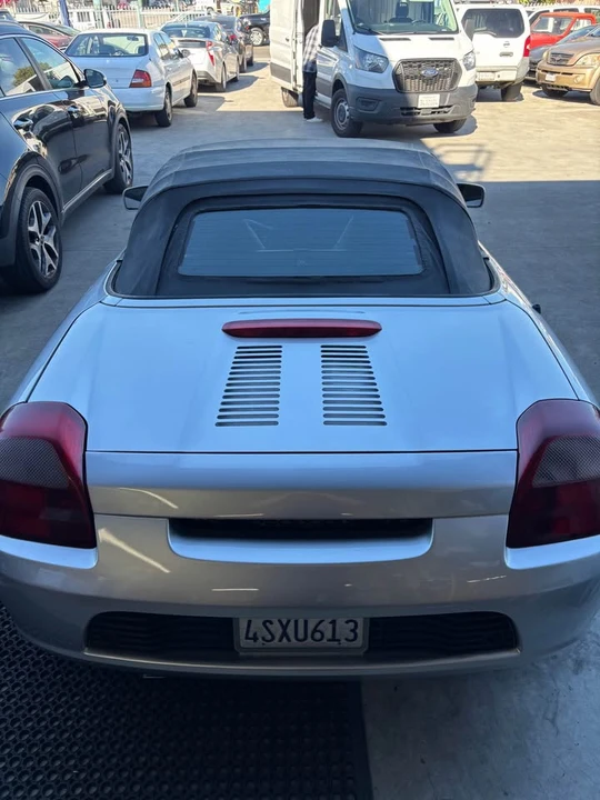 2001 Toyota MR2 Spyder/MR-S - Image 7 of 18