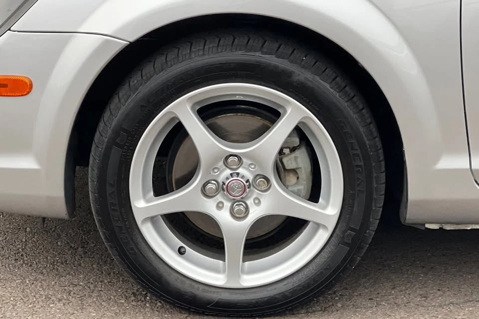 2001 Toyota MR2 Spyder/MR-S - Image 15 of 15
