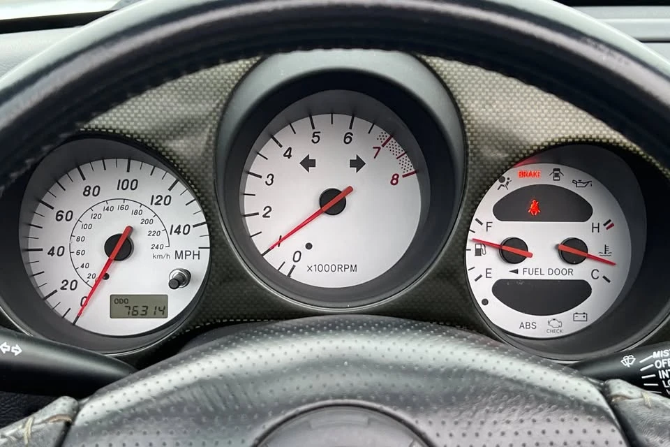 2001 Toyota MR2 Spyder/MR-S - Image 13 of 15
