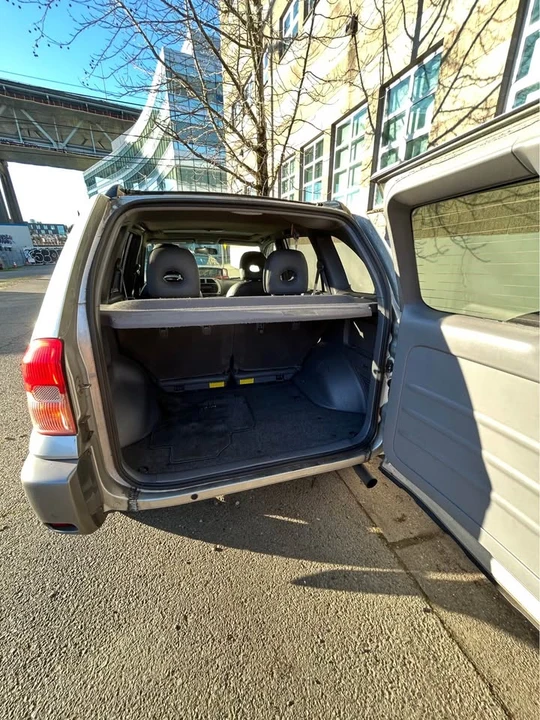 2001 Toyota RAV4 2nd Gen - Image 2 of 17