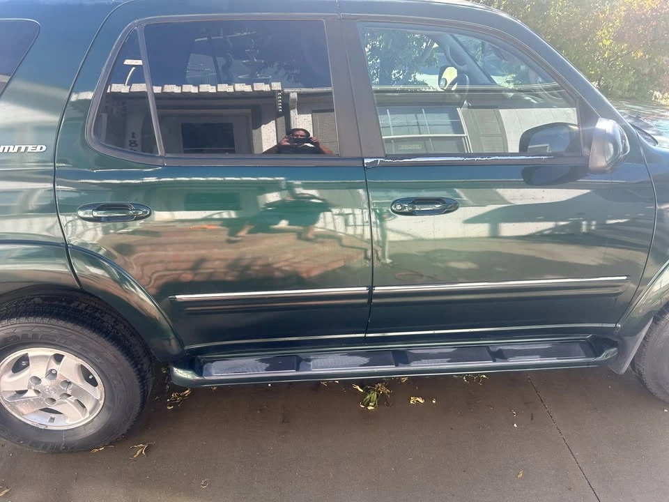 2001 Toyota Sequoia 1st Gen - Image 5 of 13